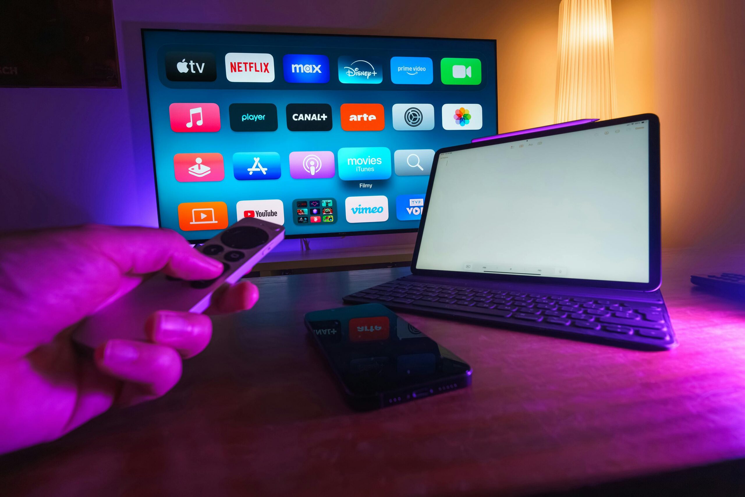 pexels-jakubzerdzicki-30366457 TV app streaming on a smart TV in a living room